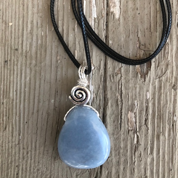 SOLD Angelite for Connection to Angelic Realm - Picture 5 of 5